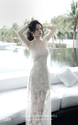 Đầm 2 dây ren MEDECHILL - Size S - Mã KESK089