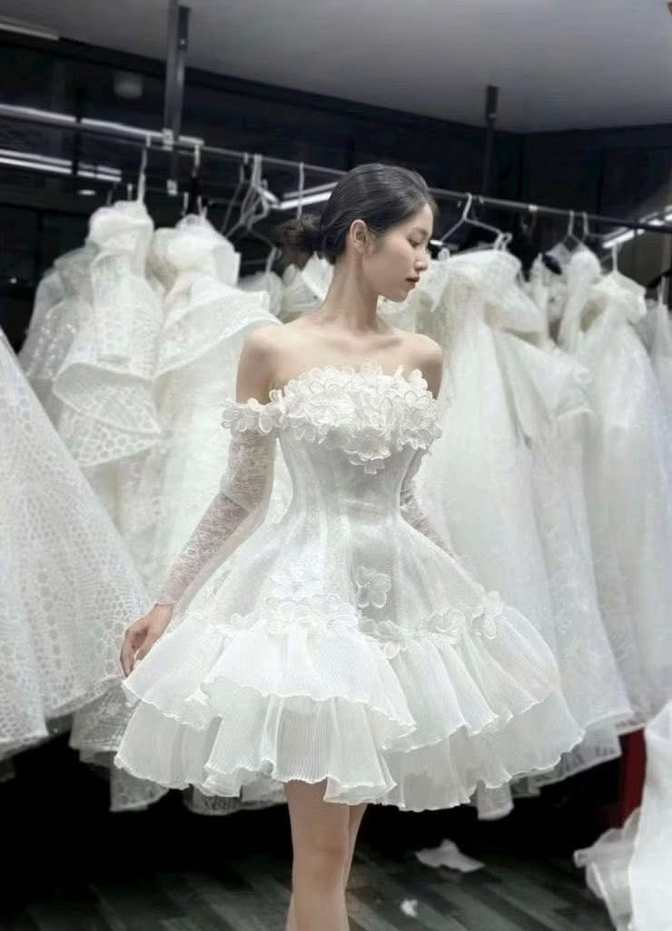 https://vayhoasim.vn/Đầm trắng cúp ngực đính hoa Size S - Mã TRSK176